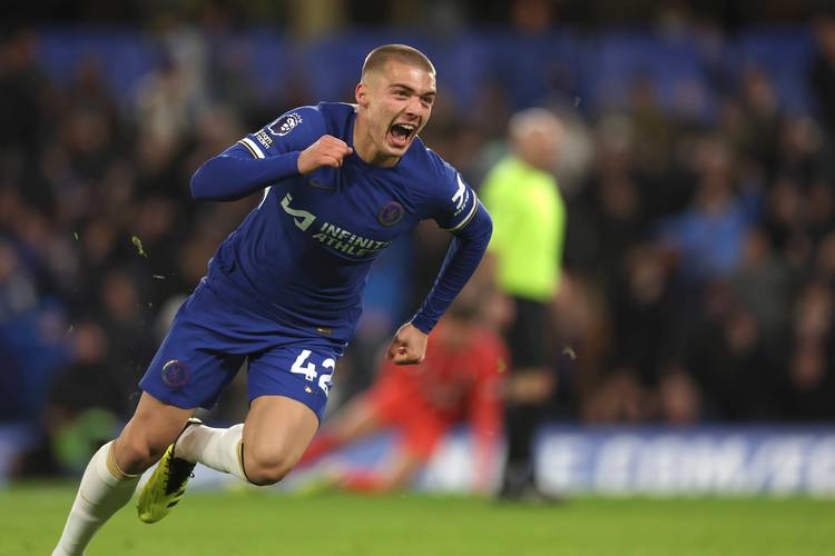 包揽9球拳打亚马尔脚踢哈兰德 姆巴佩有望破C罗神纪录